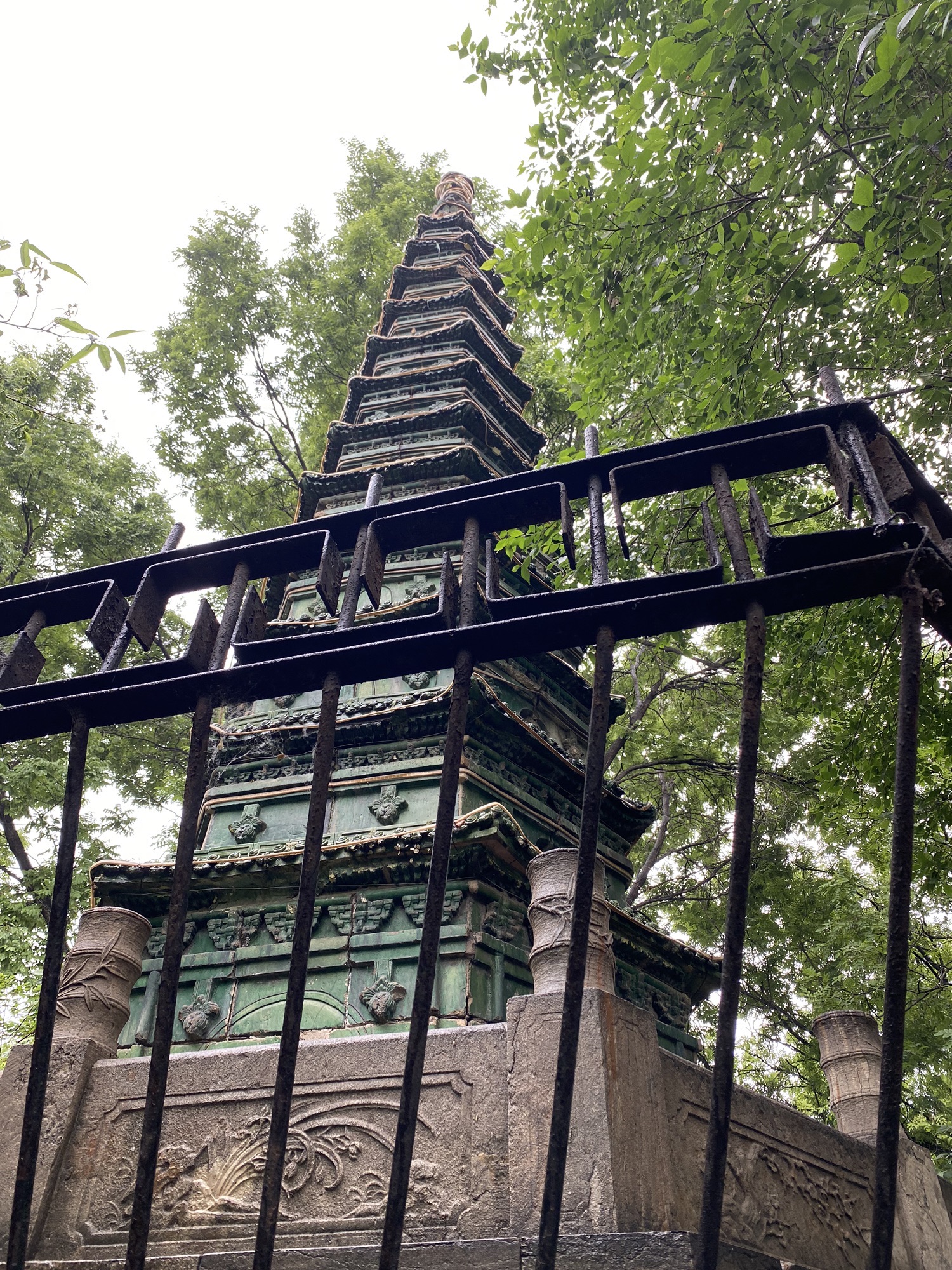 太原市文瀛公园琉璃塔