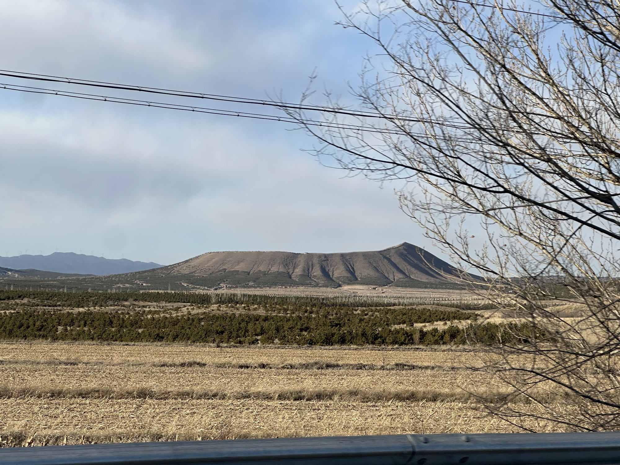 大同市火山群-阁老山