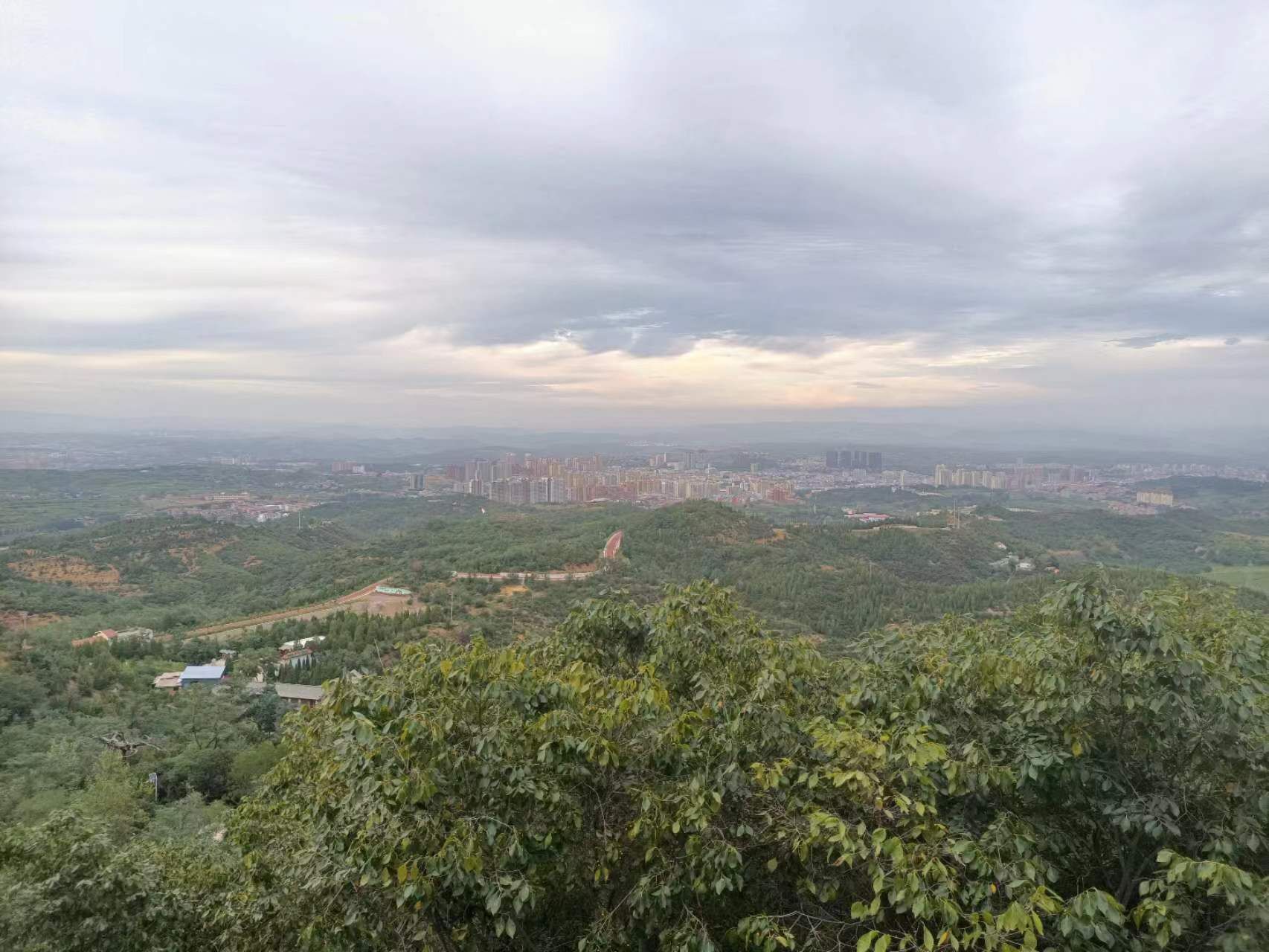 平定冠山森林公园旅行图片 2