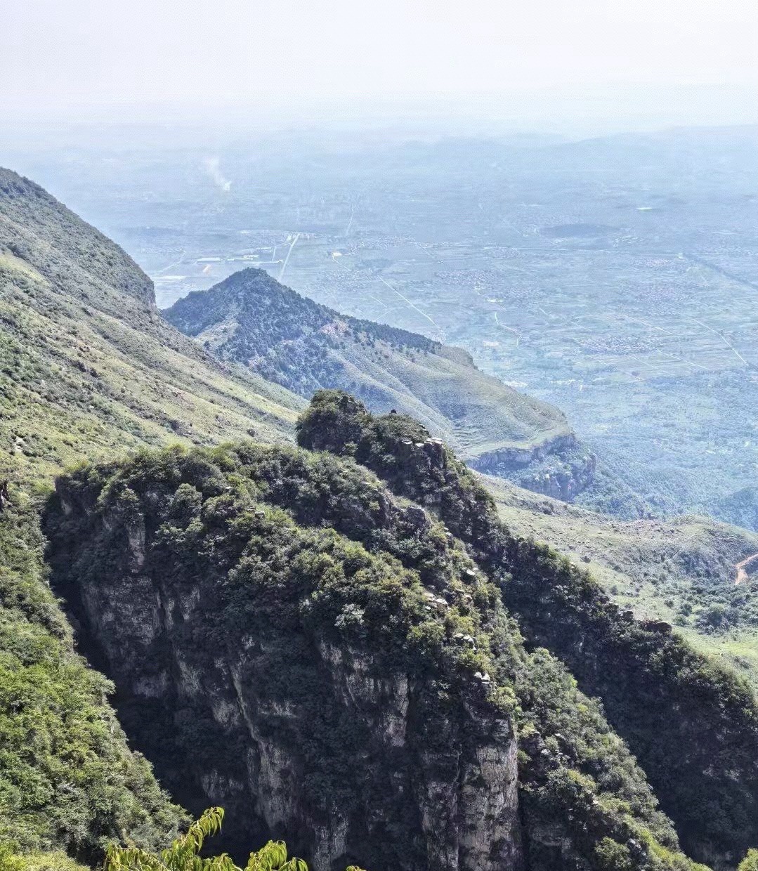 神龙湾挂壁公路观景台旅行图片 1