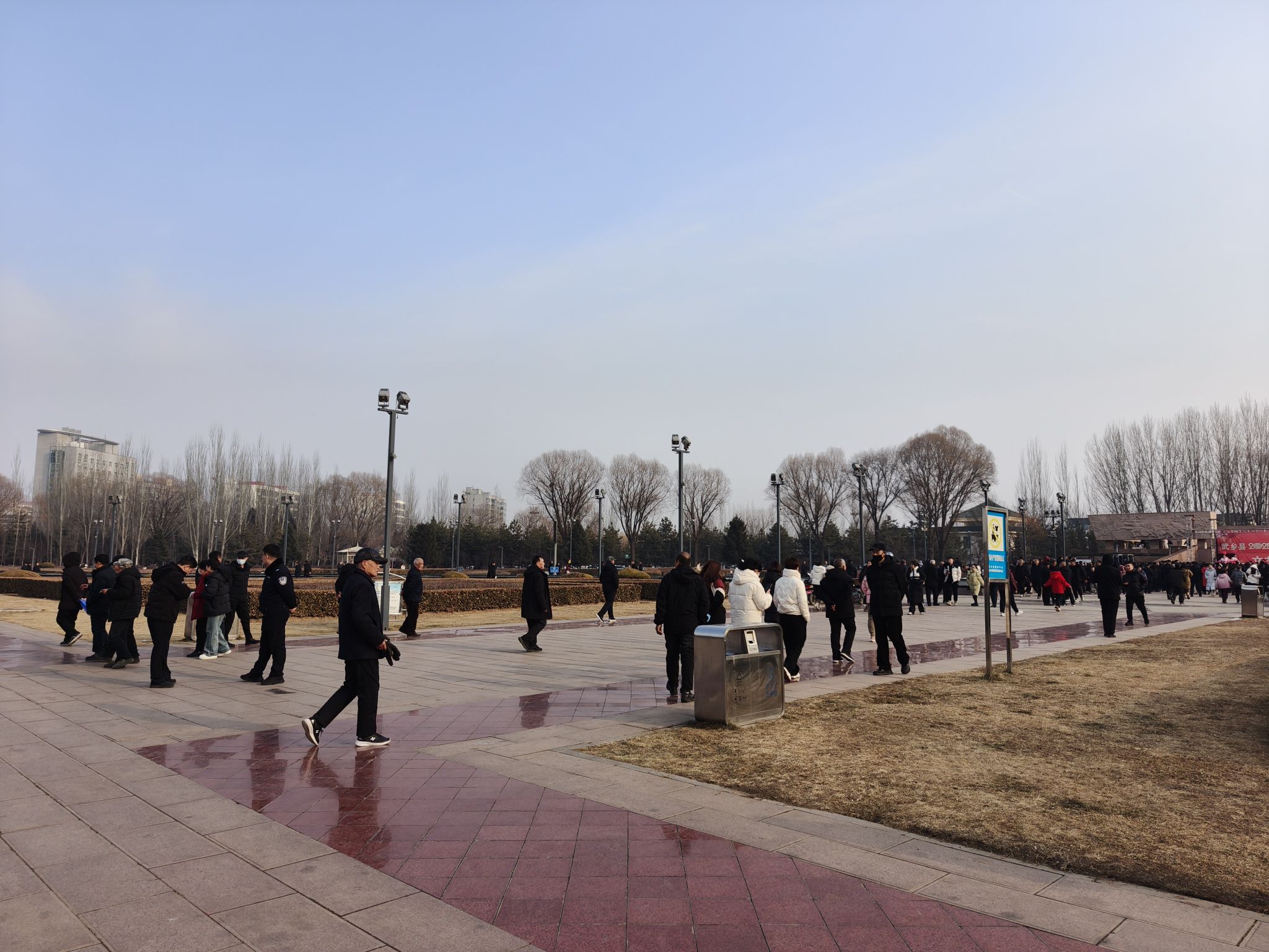和平广场旅行图片 3
