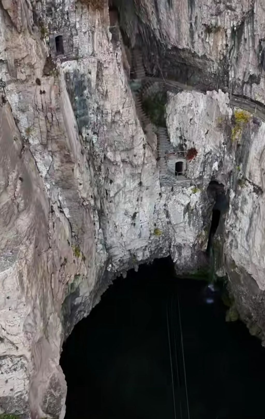 女娲洞旅行图片 3