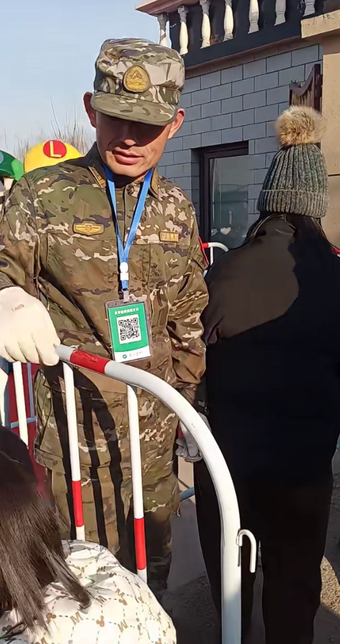 昌宁宫村文化广场旅行图片 1