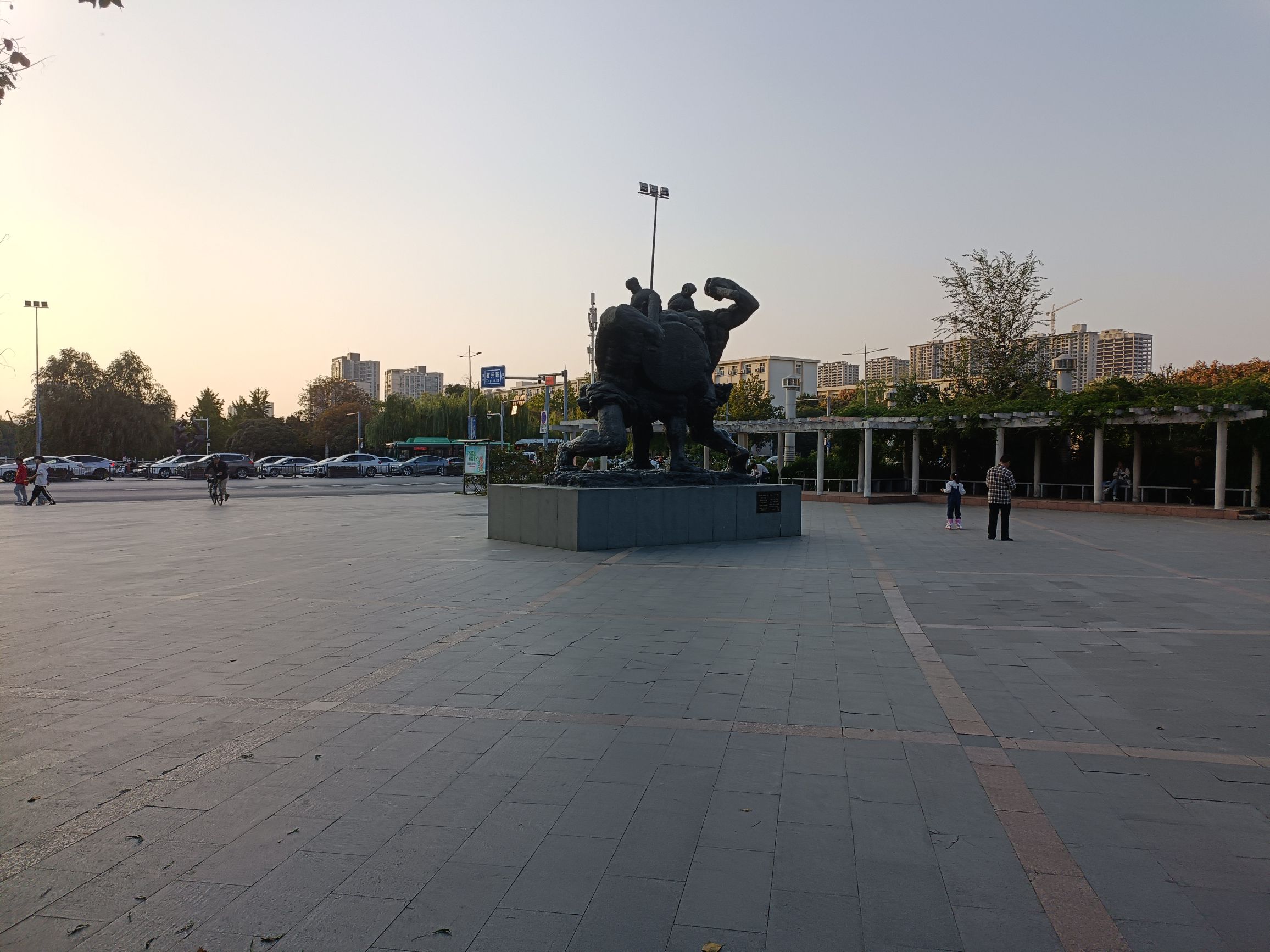东风渠滨河公园(东风路)旅行图片 1