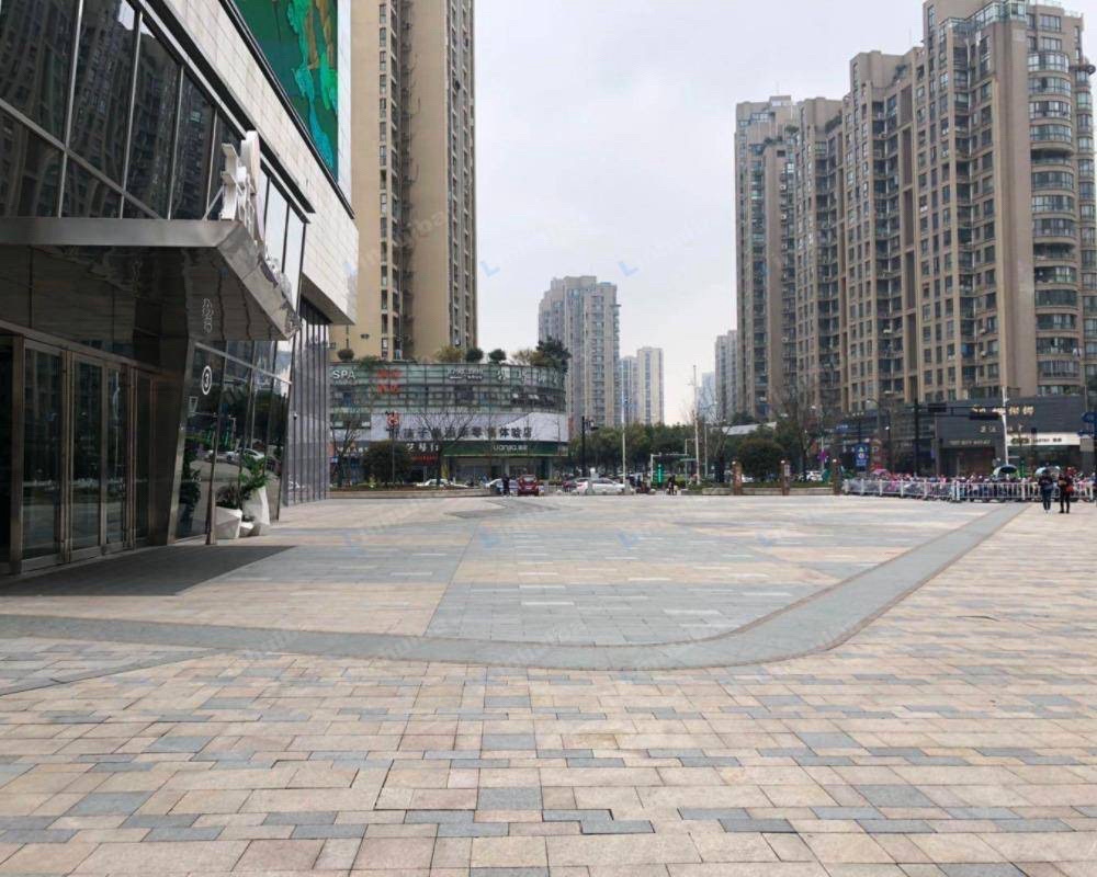 龙湖广场旅行图片 1