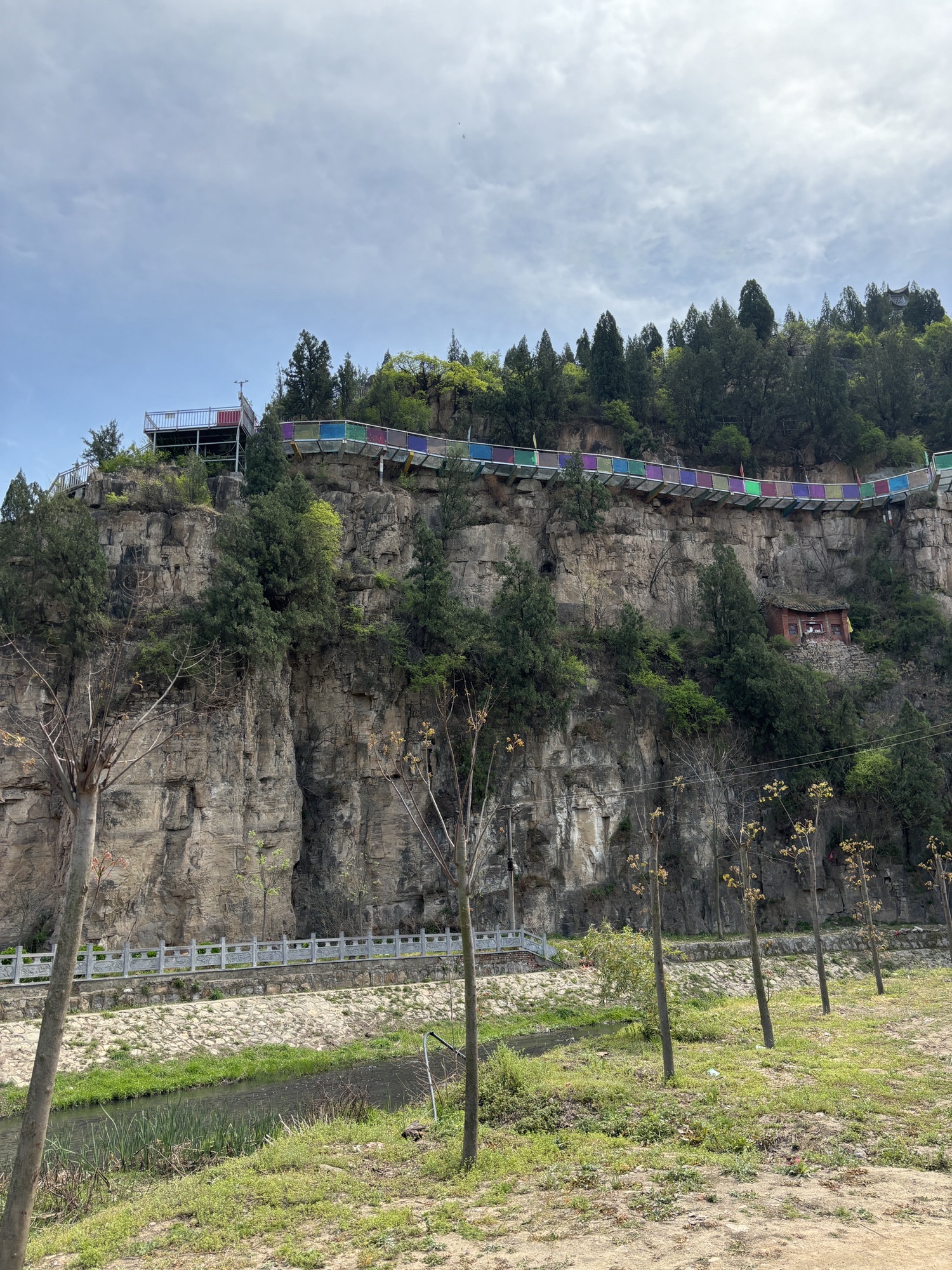 灵崖山旅行图片 3