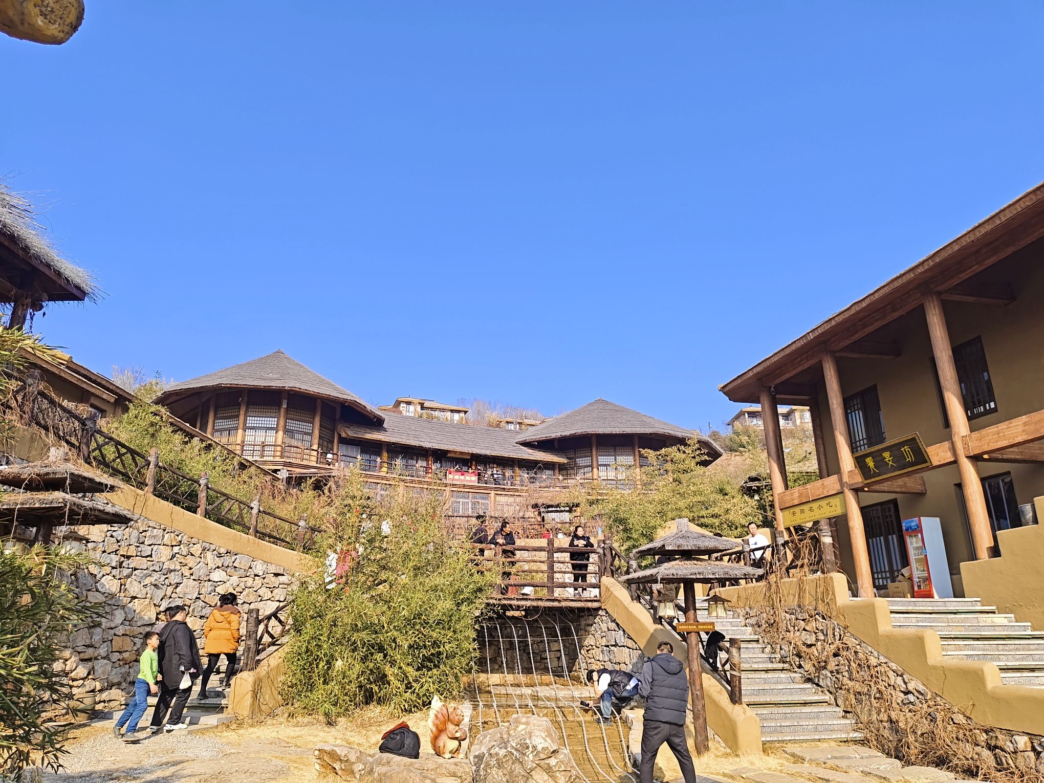 万泉湖景区旅行图片 1