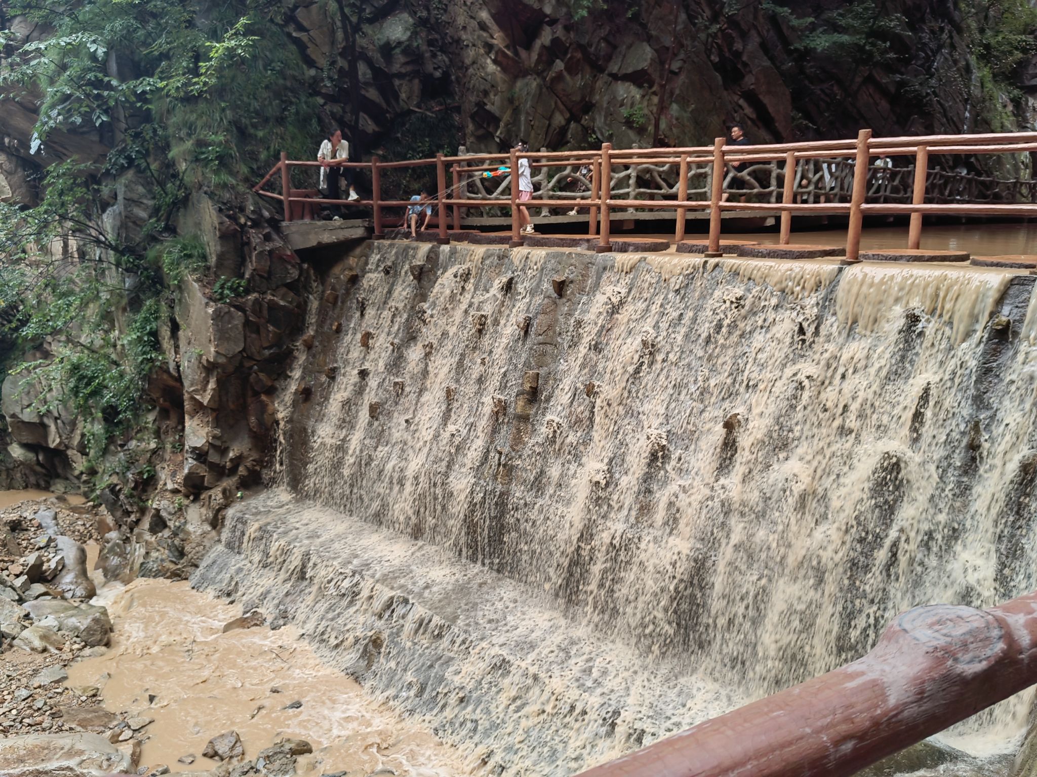 诗景龙潭峡旅行图片 2