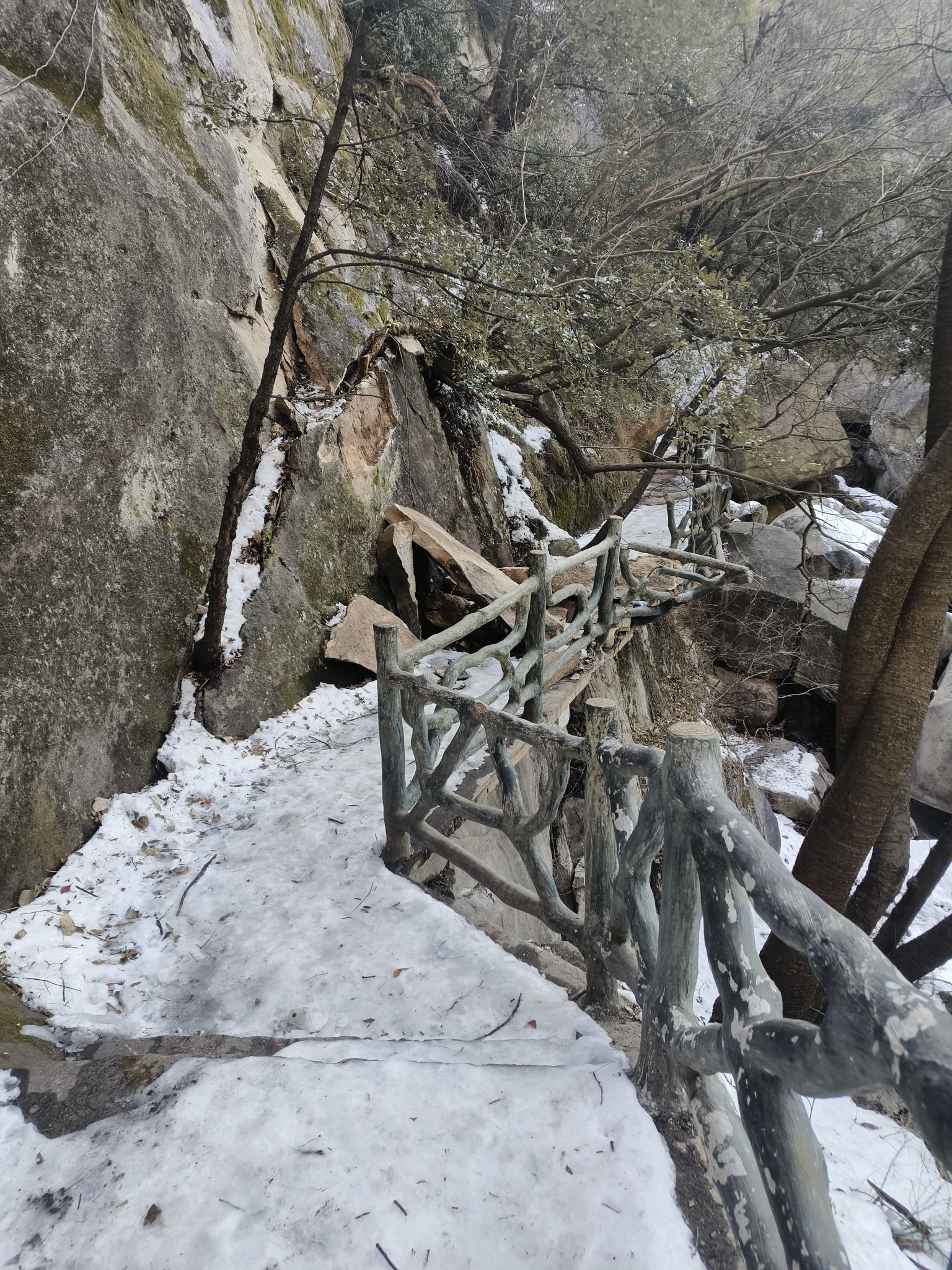 六羊山通天河旅行图片 3