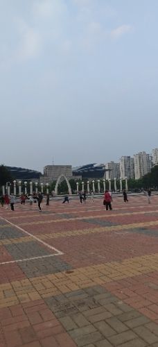 新世纪广场旅行图片 3