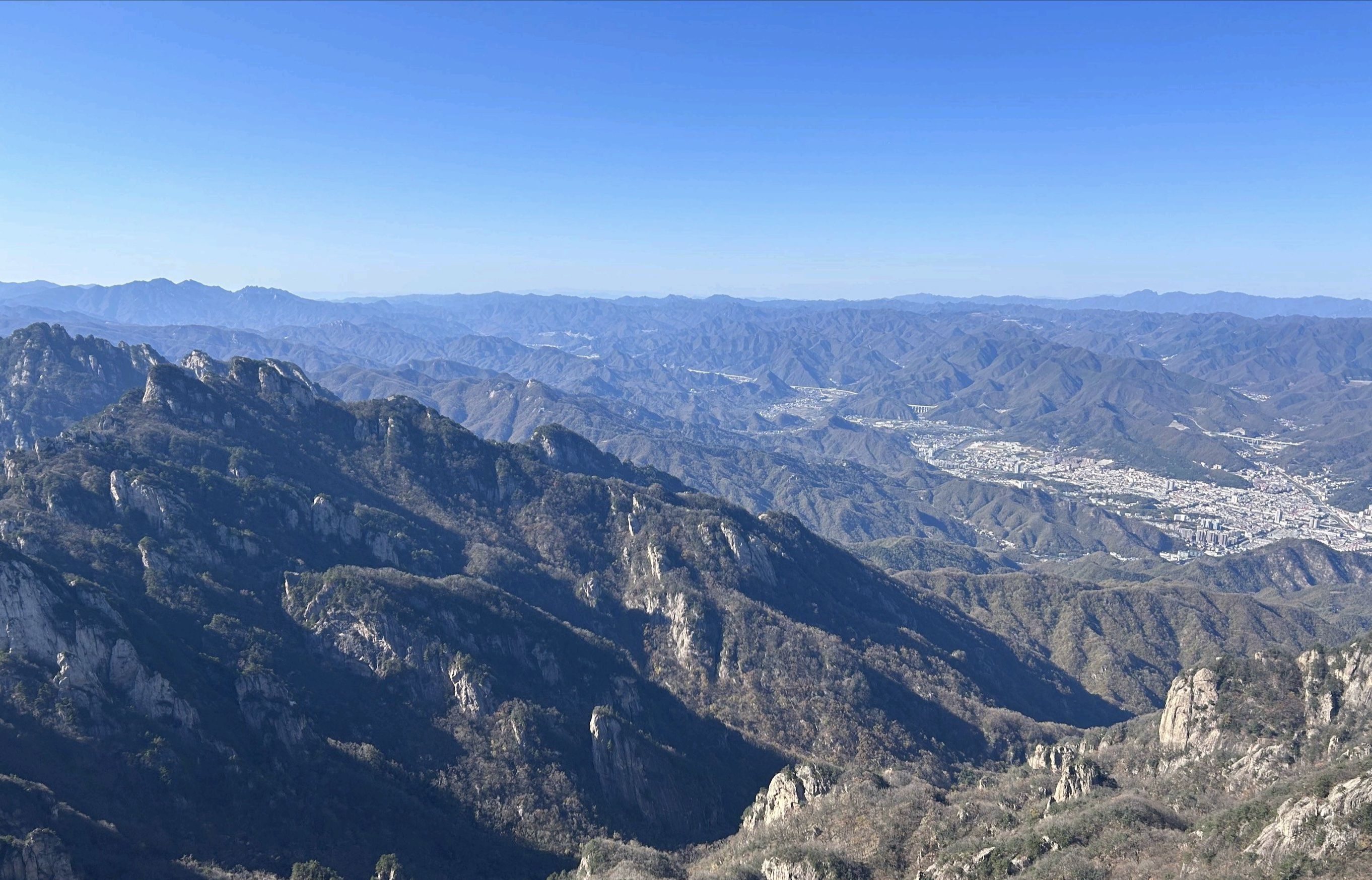 伏牛山地质公园广场旅行图片 2