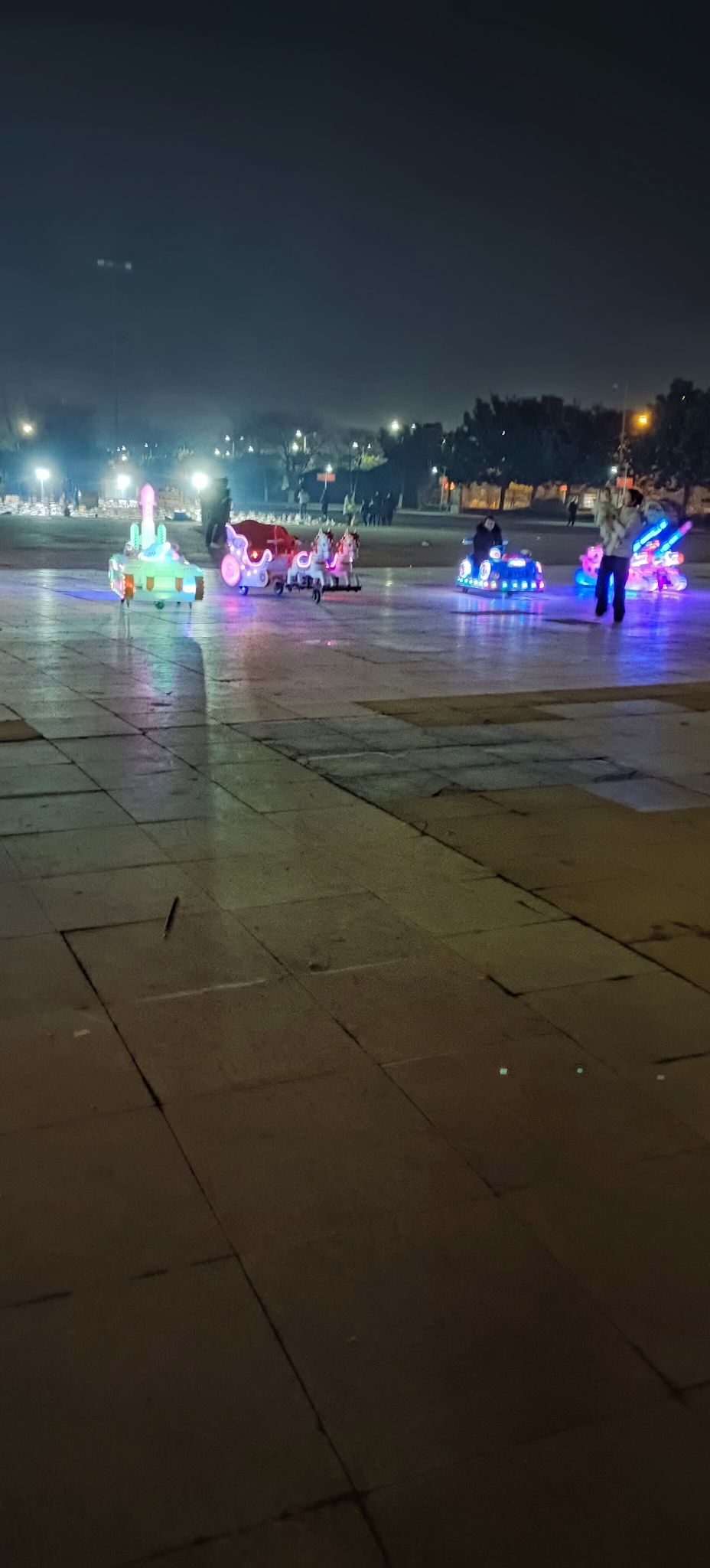 南阳市解放广场旅行图片 3