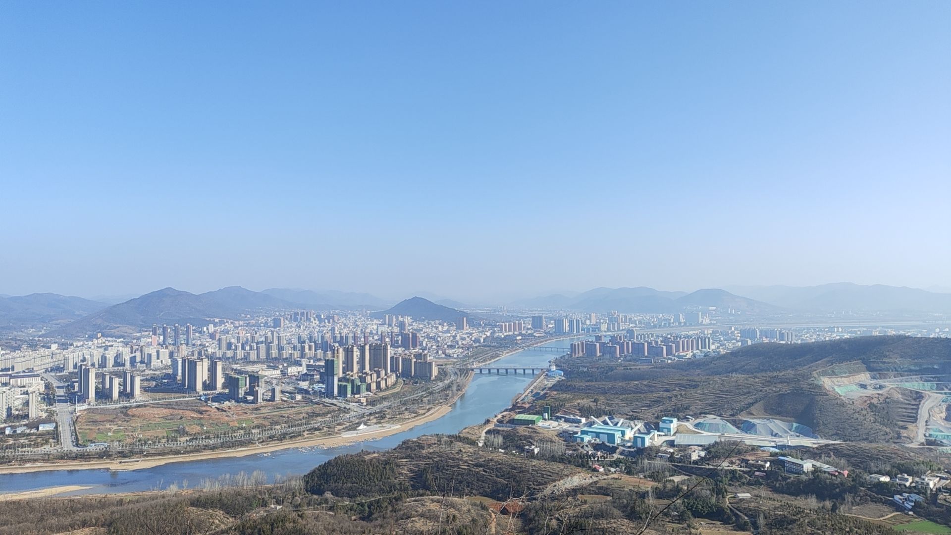 驻马山旅行图片 3