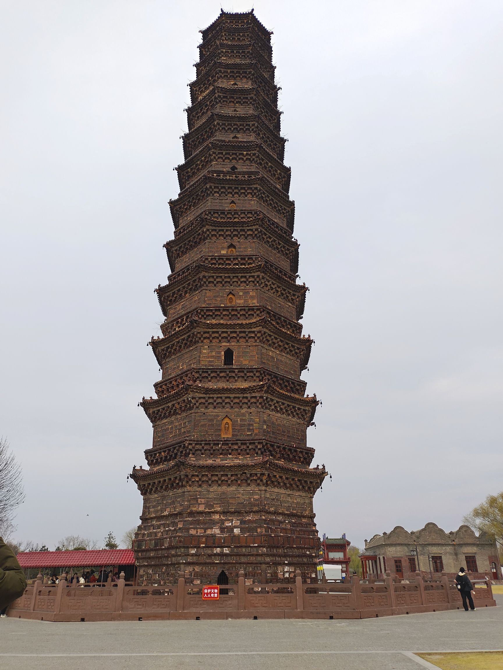 铁塔景区旅行图片 3