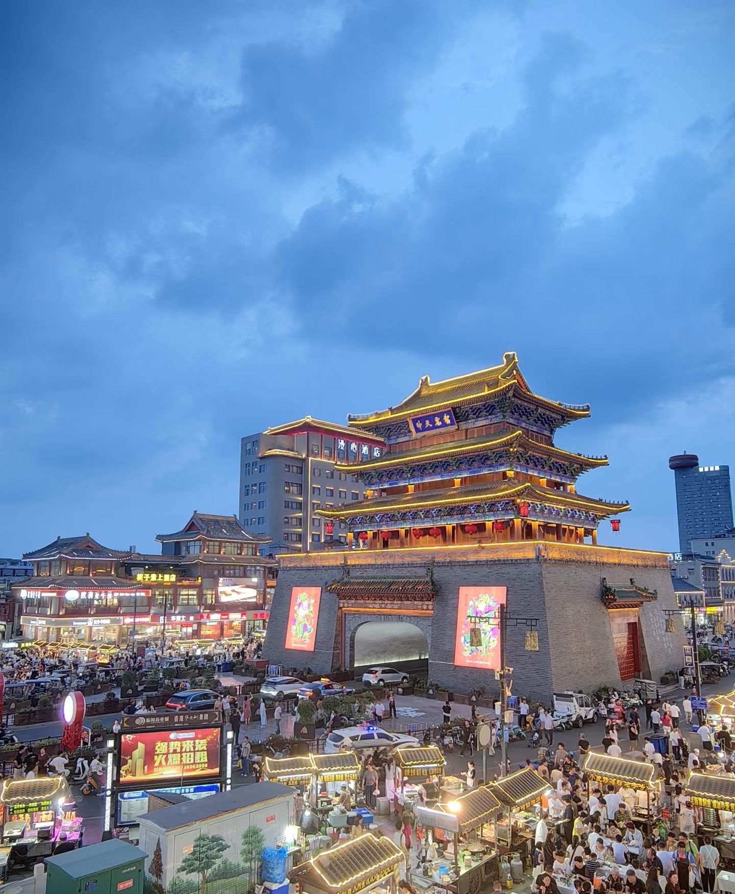鼓楼广场现场照片 5