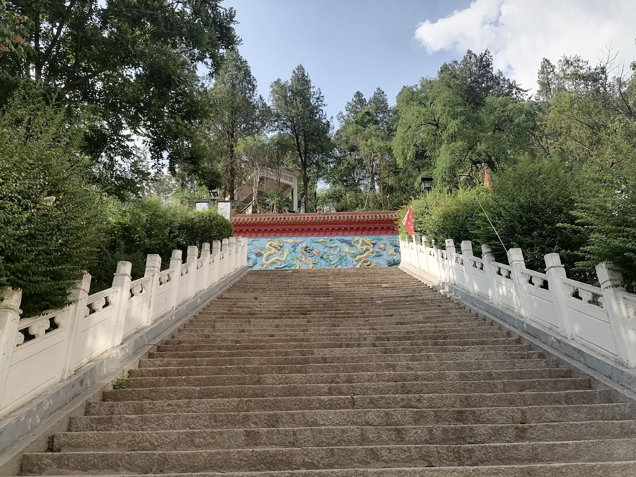 龙泉山公园旅行图片 3
