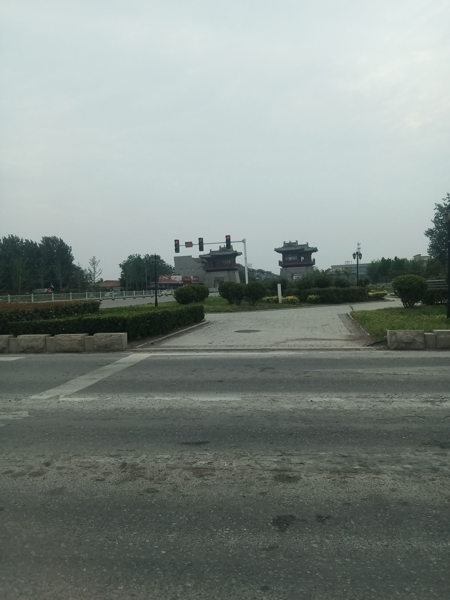 龙碑旅行图片 1