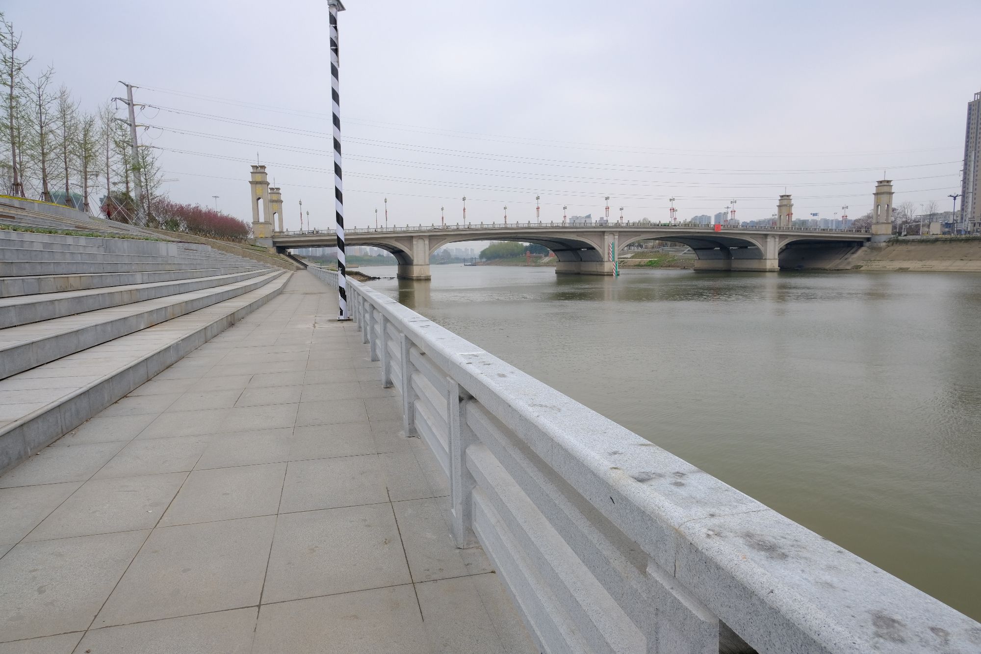 滨河公园旅行图片 1
