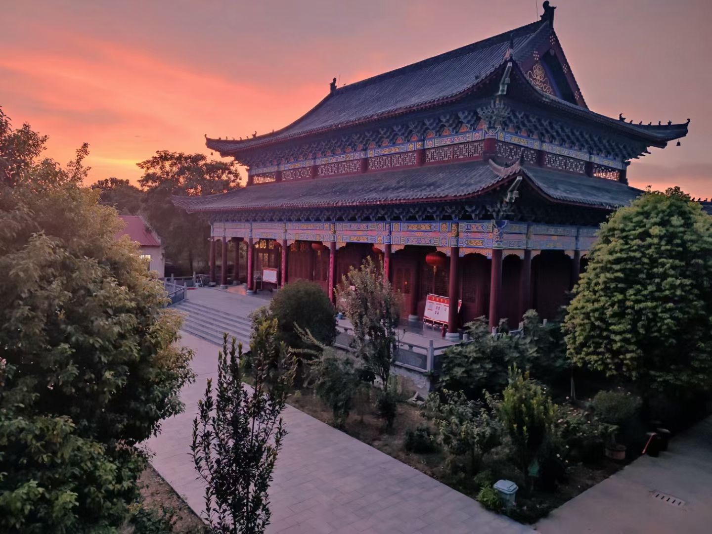 普照寺