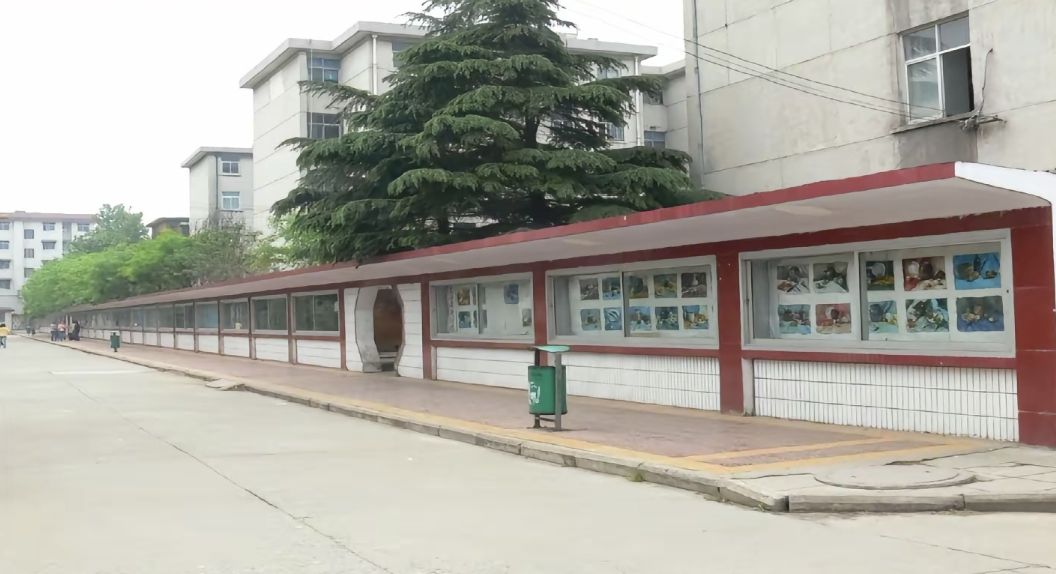 驻马店市第二中学