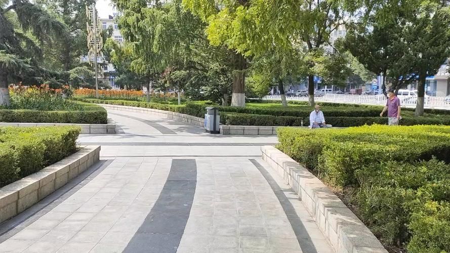 解放广场旅行图片 1