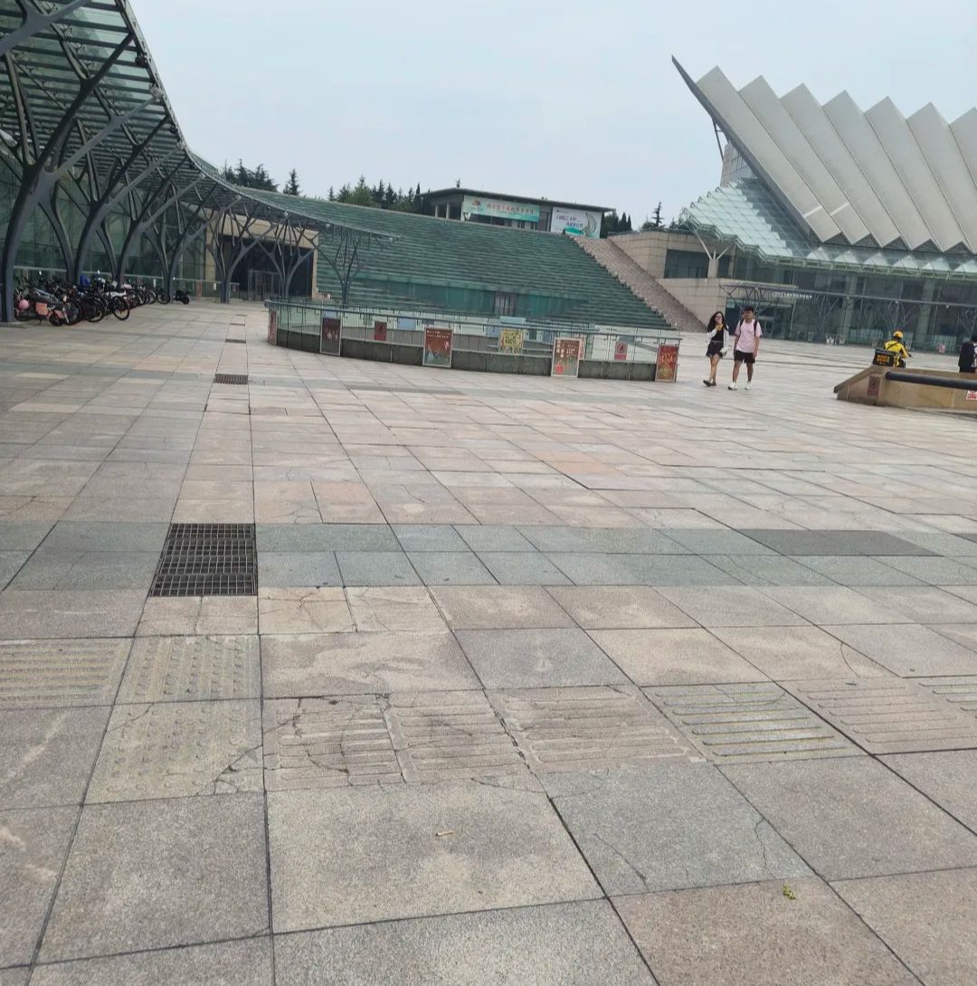 大连开发区文化广场旅行图片 3