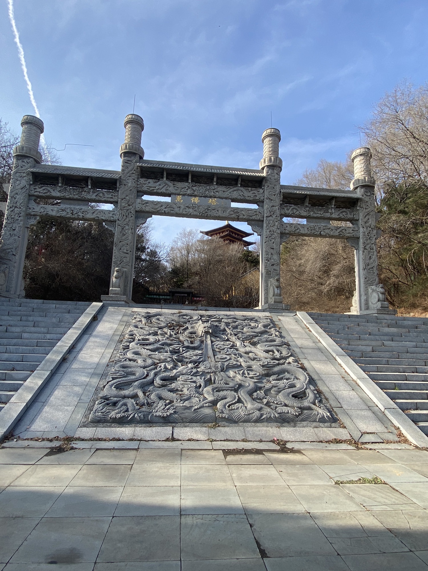 万佛塔旅行图片 1
