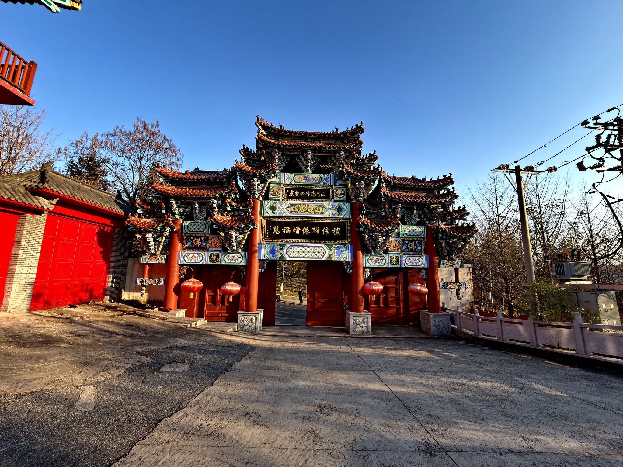 宝龙庵古刹实景照片