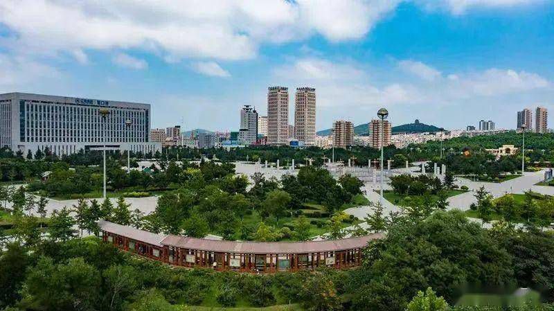 鲅鱼圈世纪广场旅行图片 3