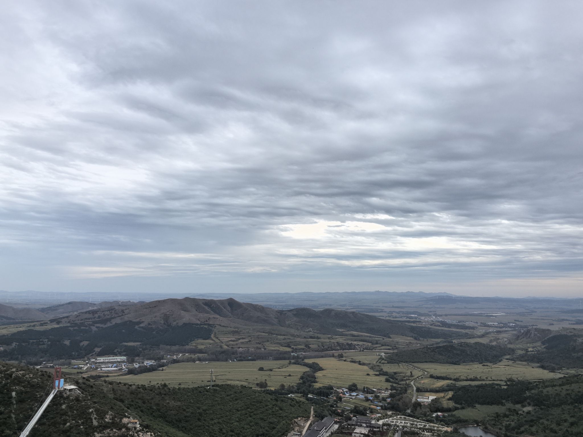 乌兰木图山旅行图片 1