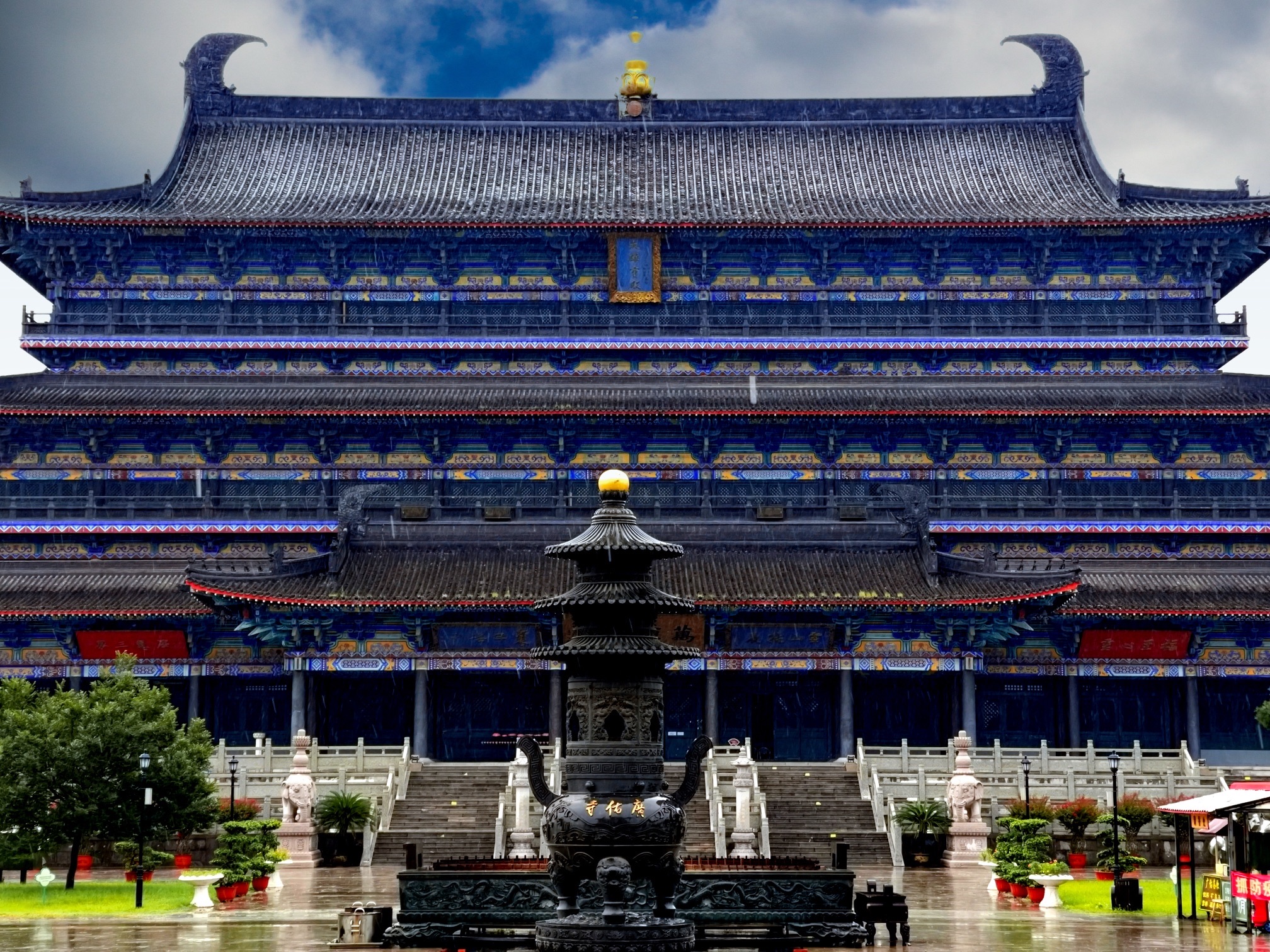 大雄宝殿实景照片