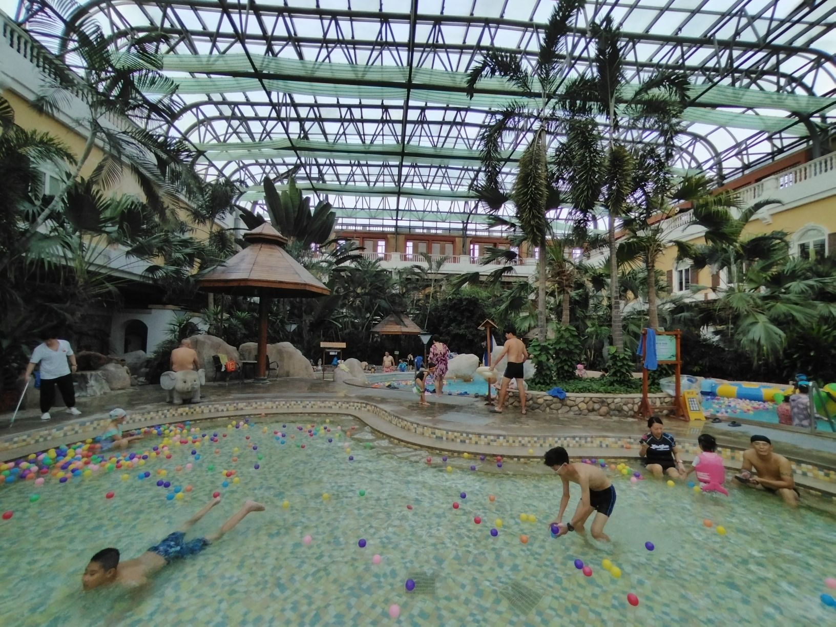 碧湖温泉度假村旅行图片 1