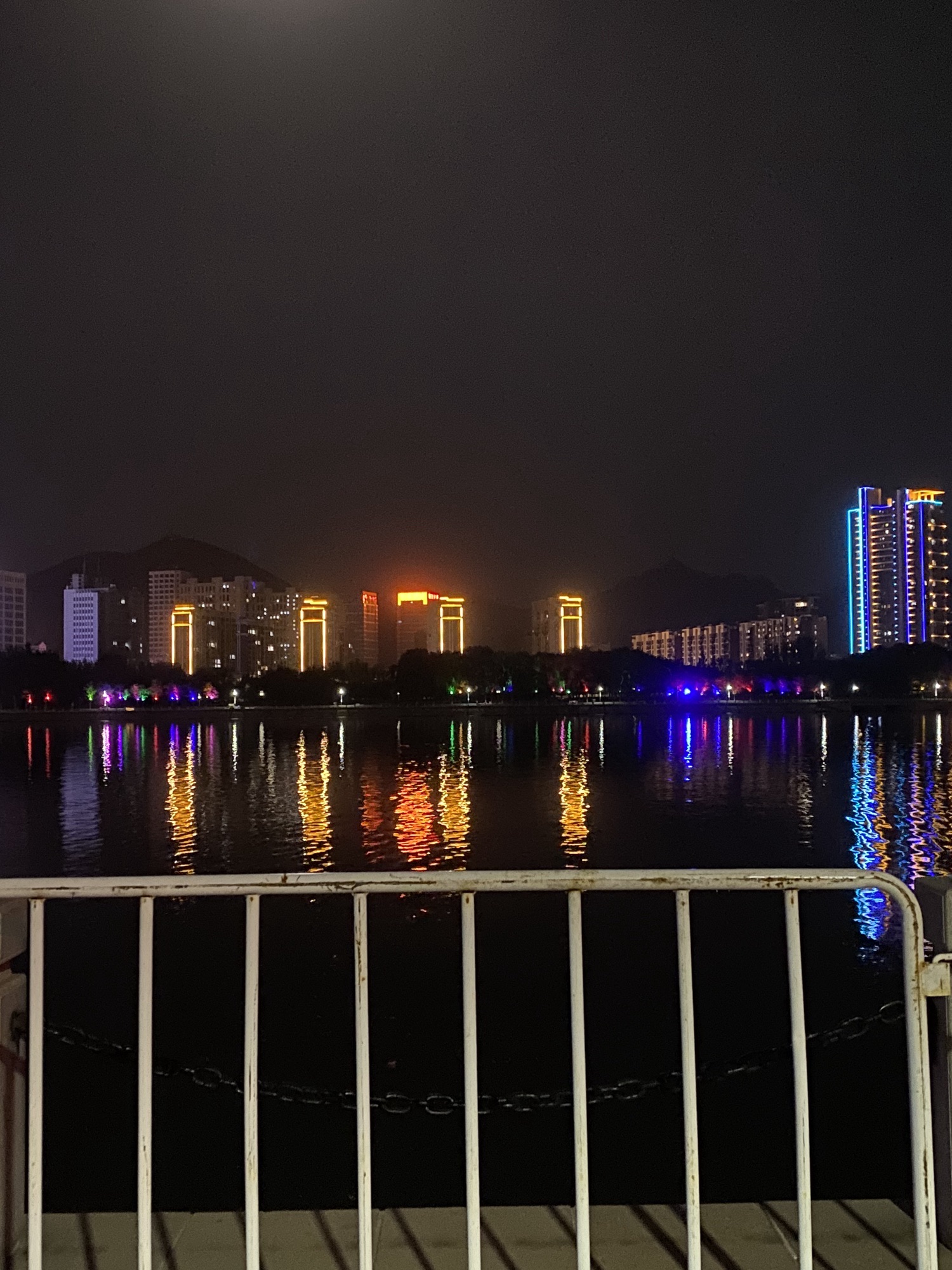 万人广场旅行图片 1