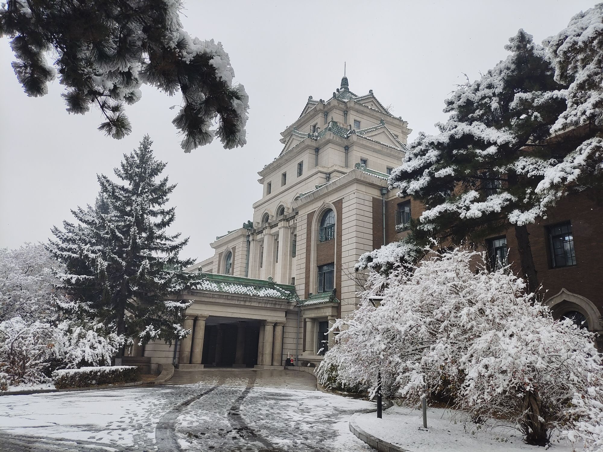 吉林大学(新民校区)