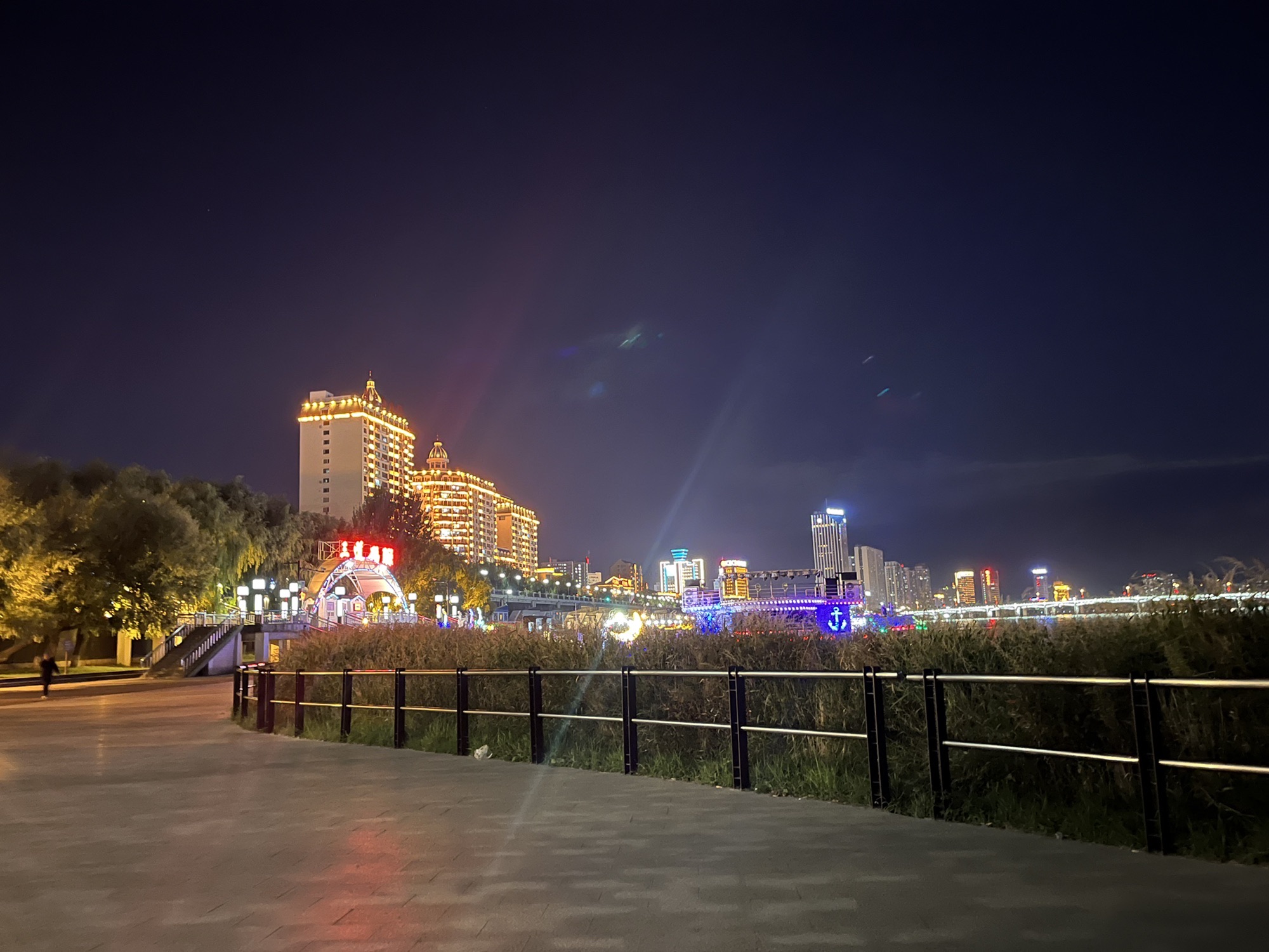 临江门广场旅行图片 3