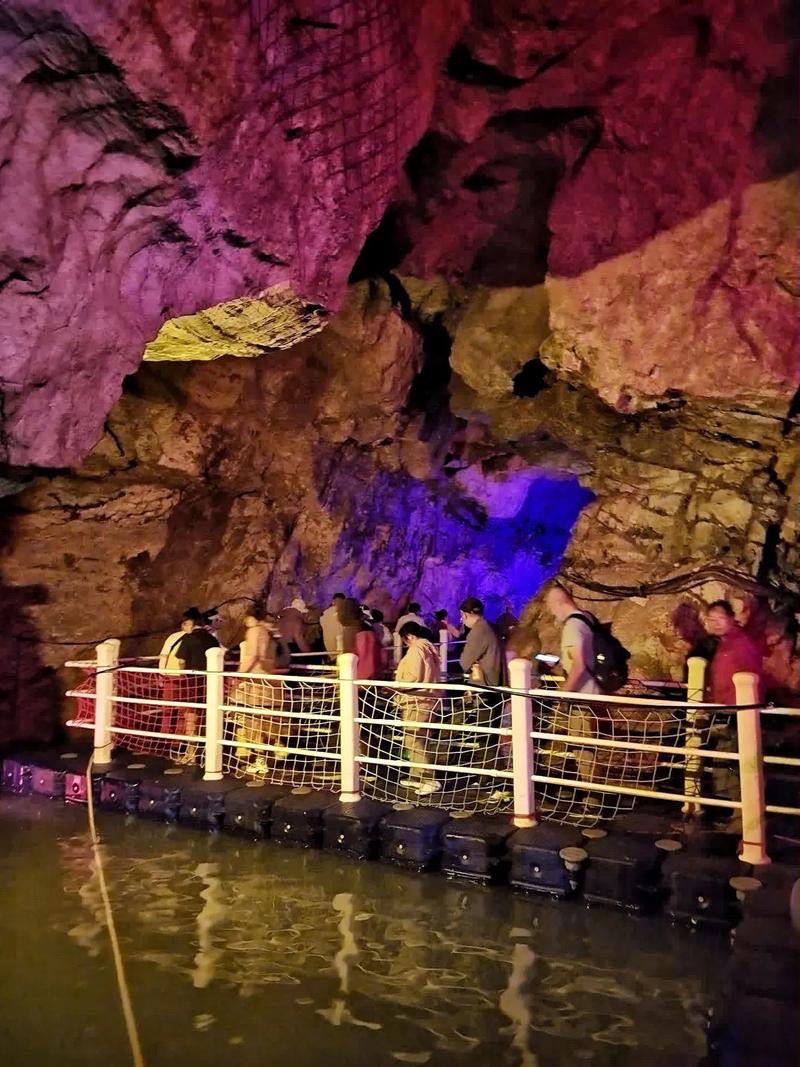 官马溶洞旅行图片 1