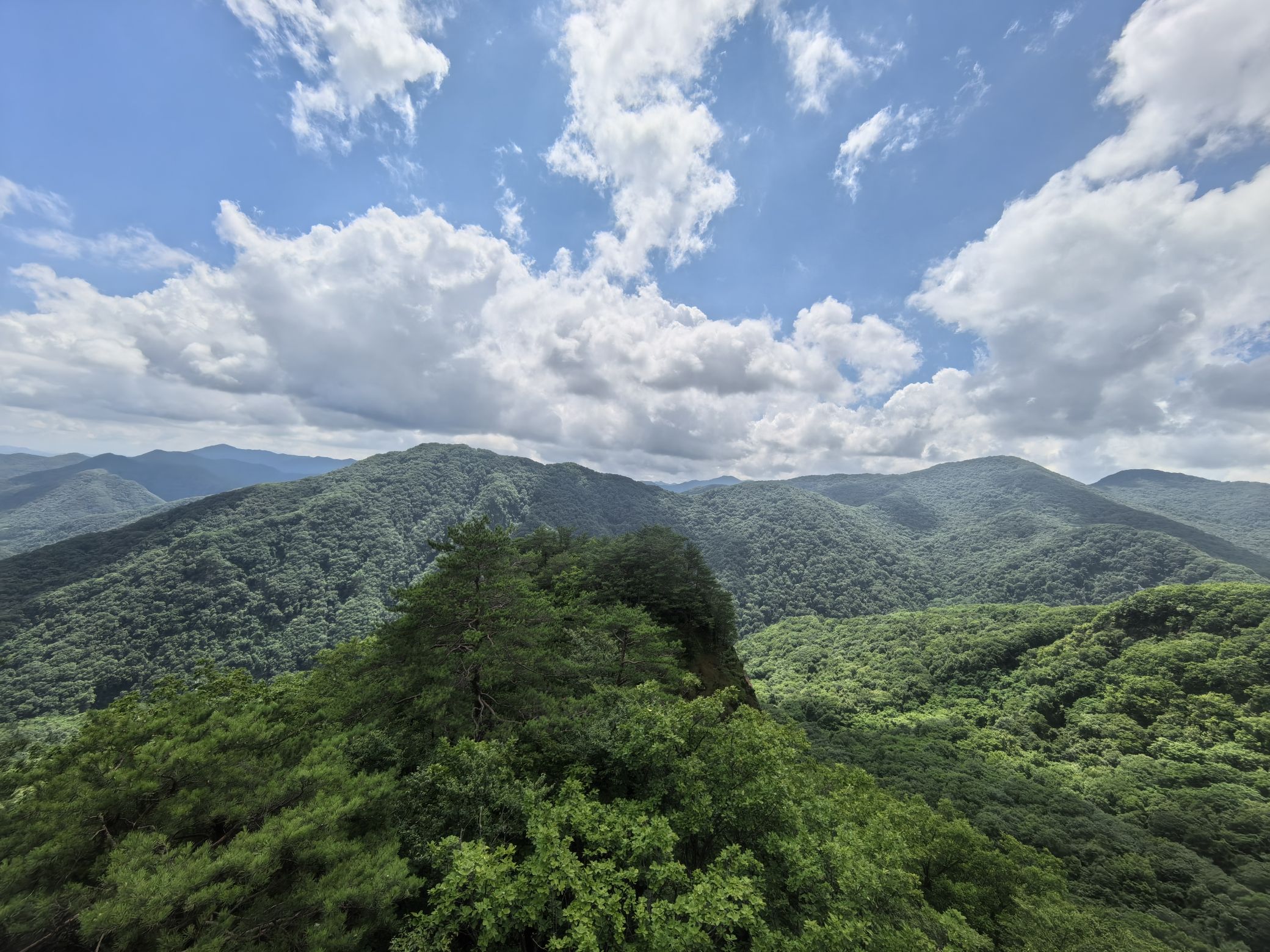 五女峰国家森林公园