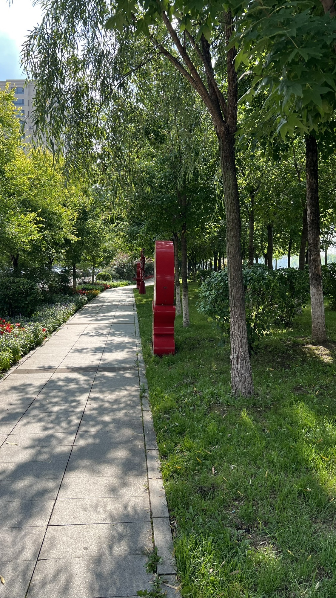 濛江河堤公园