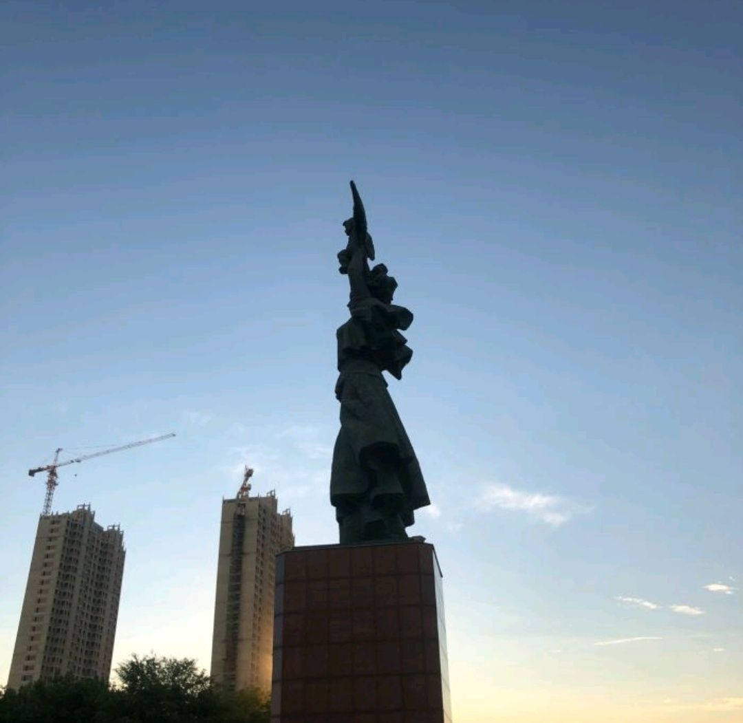 母亲广场旅行图片 2