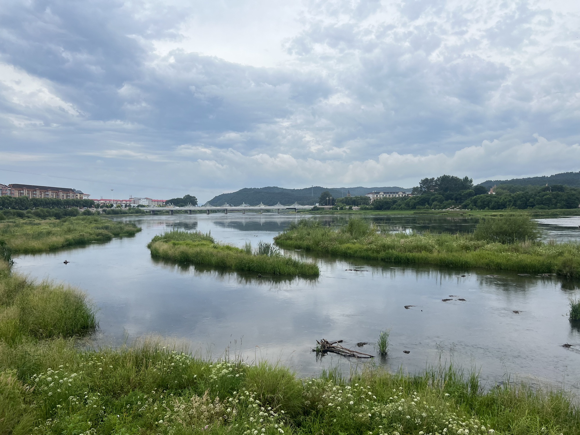 沿河公园