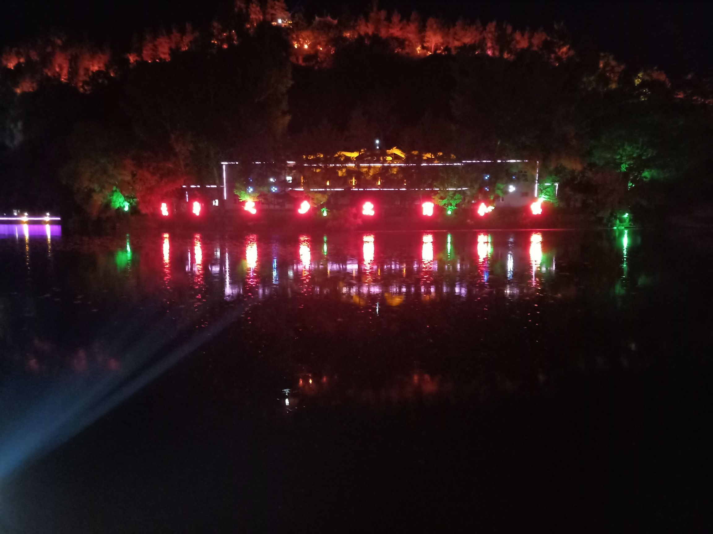 月牙湖公园旅行图片 2