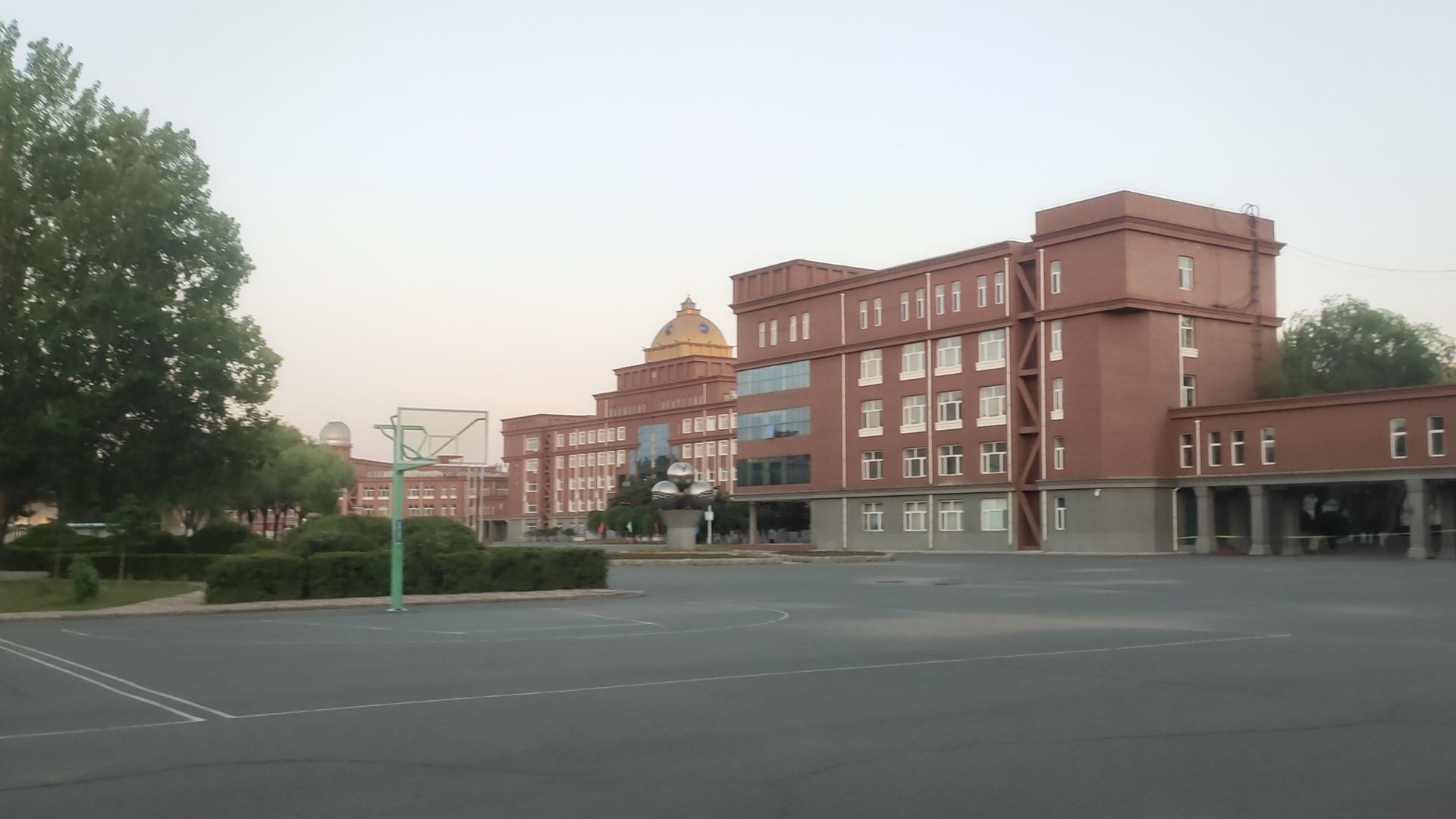 大庆第一中学