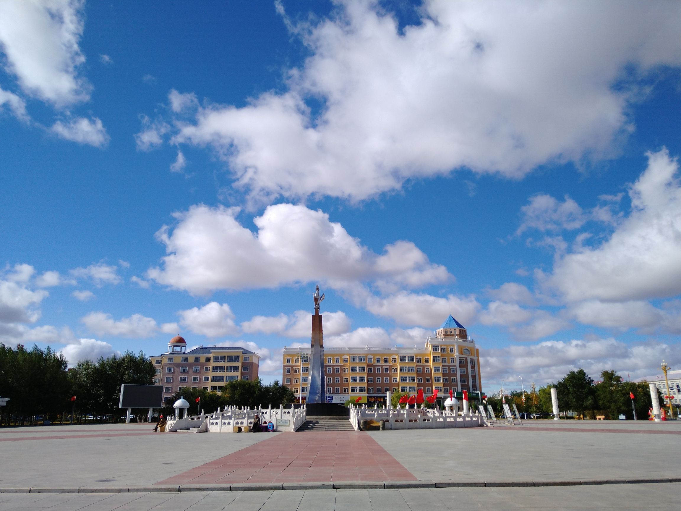 甘珠尔广场旅行图片 1