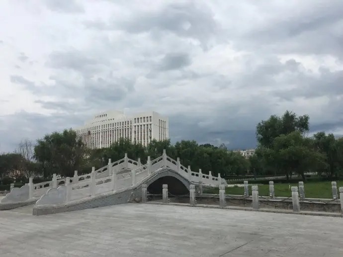 王杰广场旅行图片 2
