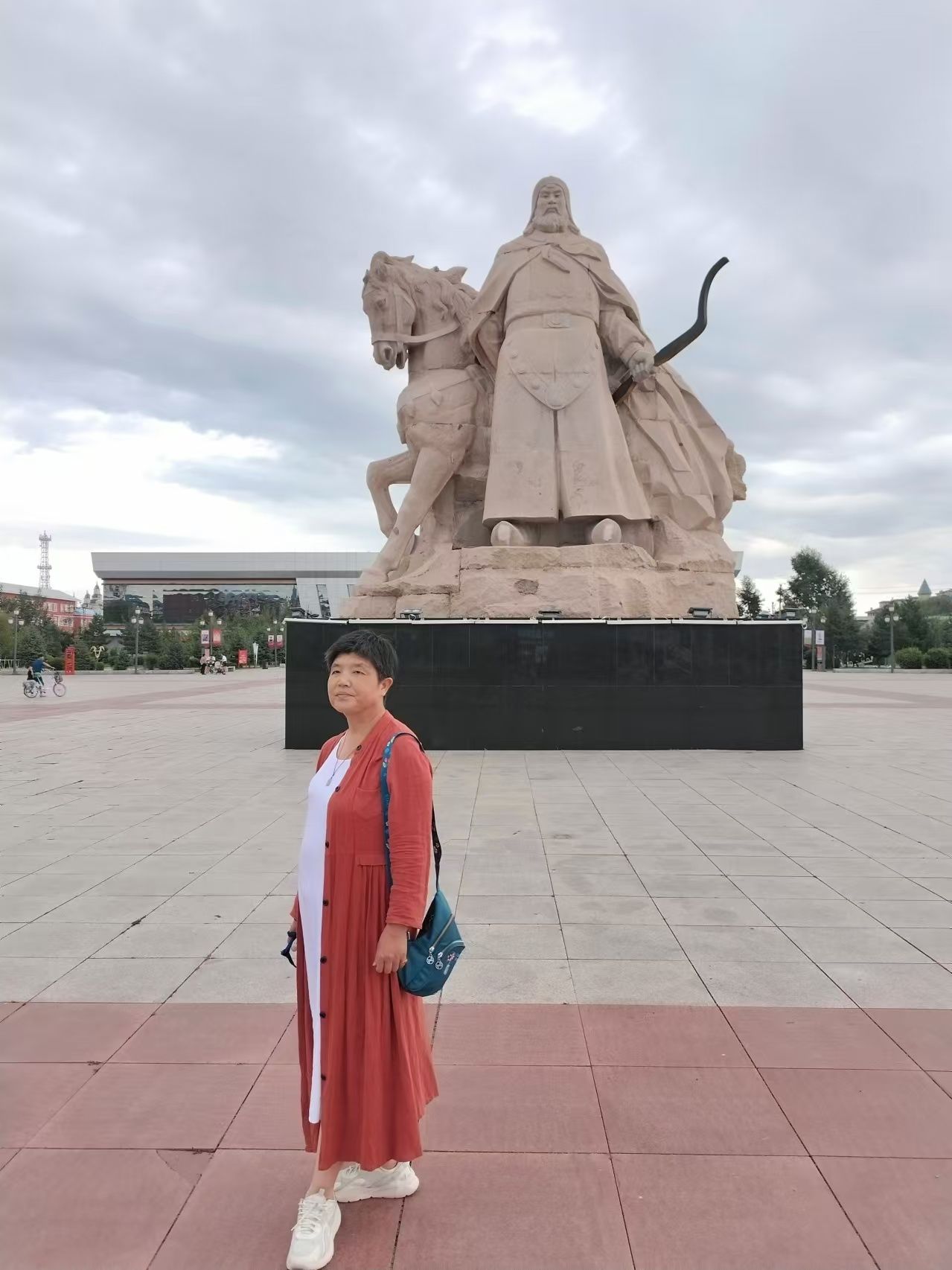 哈萨尔广场旅行图片 1