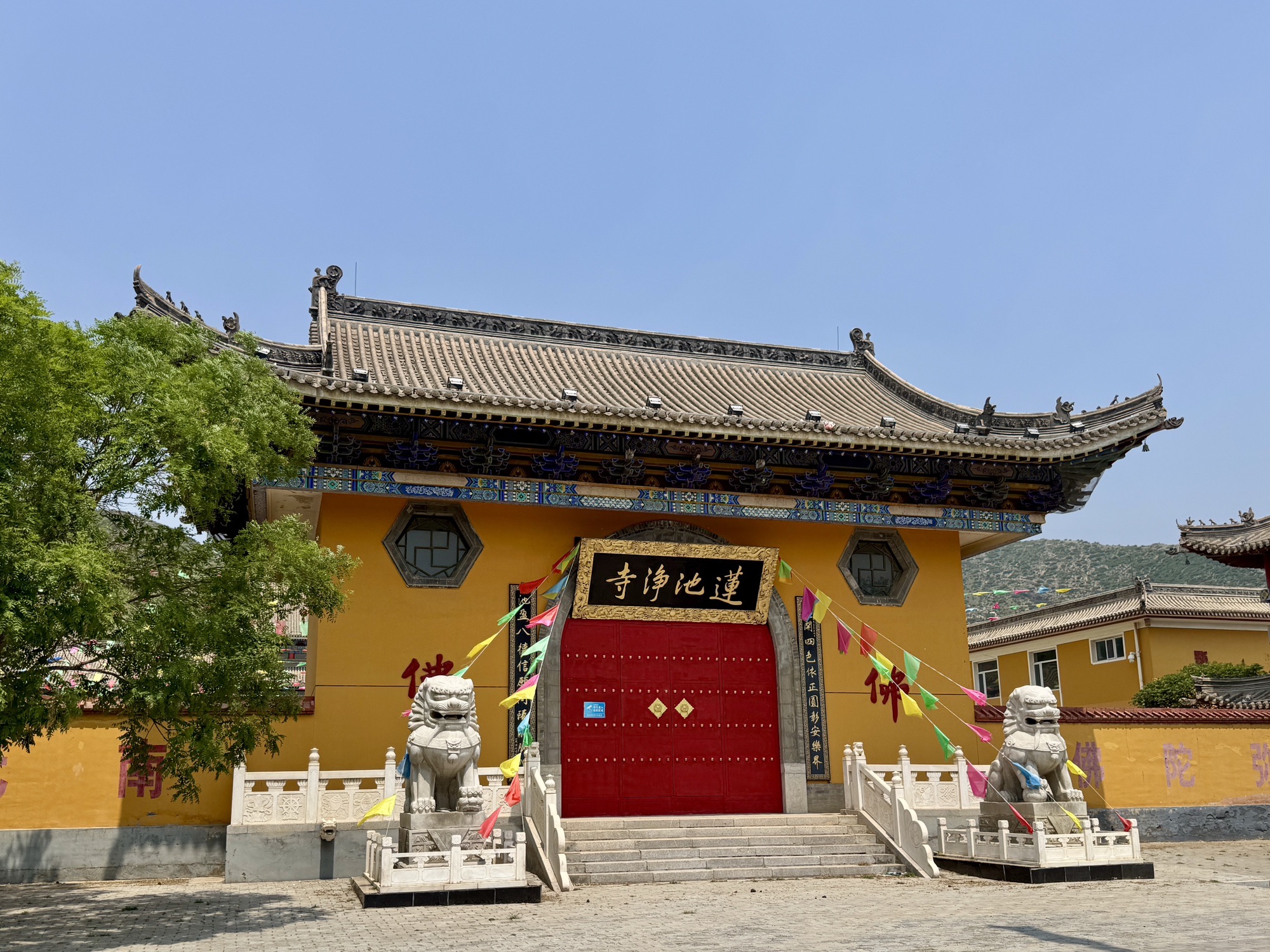 龙泉莲池净寺实景照片