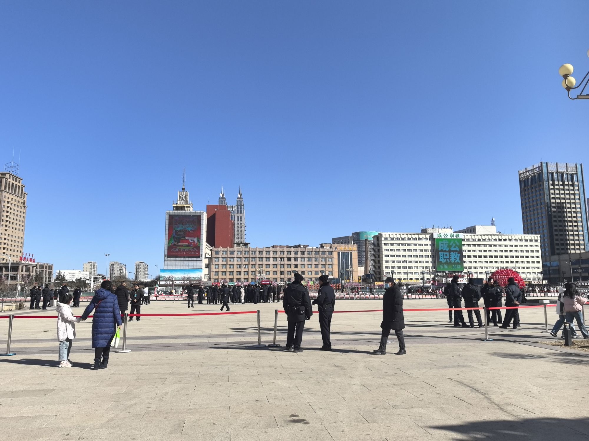 新华广场旅行图片 3