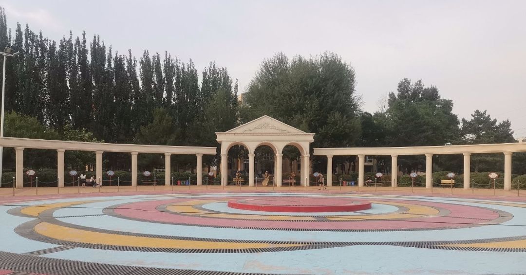 音乐广场旅行图片 3