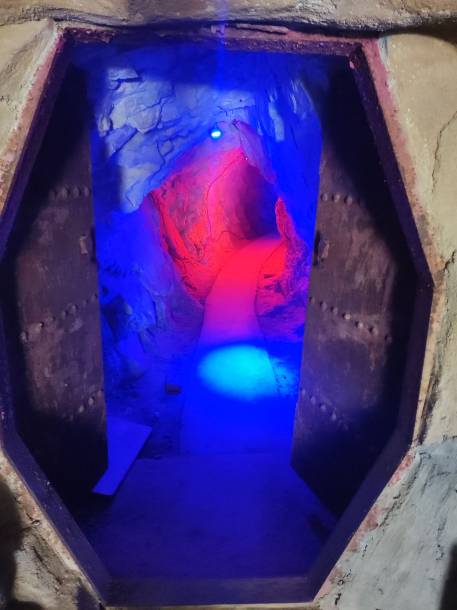 月牙山溶洞旅行图片 1