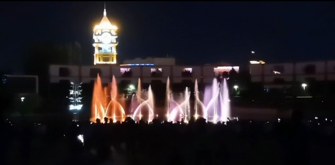 锦山市民广场旅行图片 1